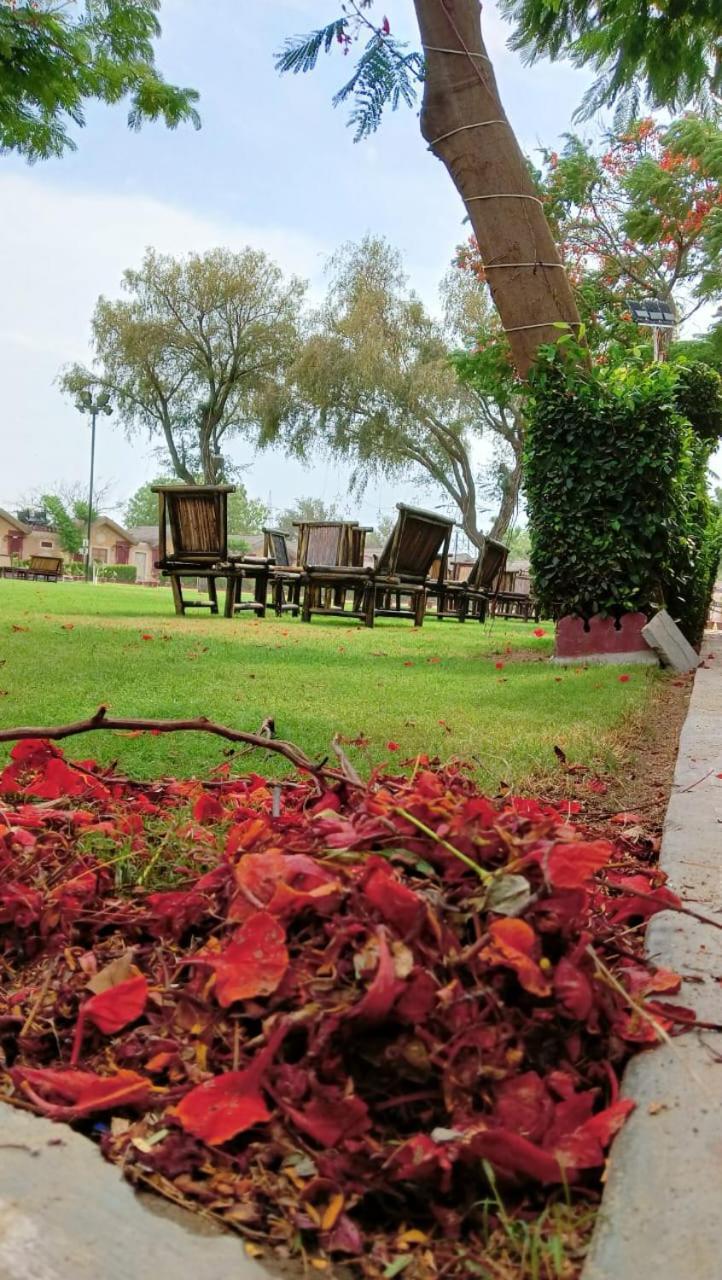 Hotel Vijayvargiya Dhani Bikaner Bagian luar foto